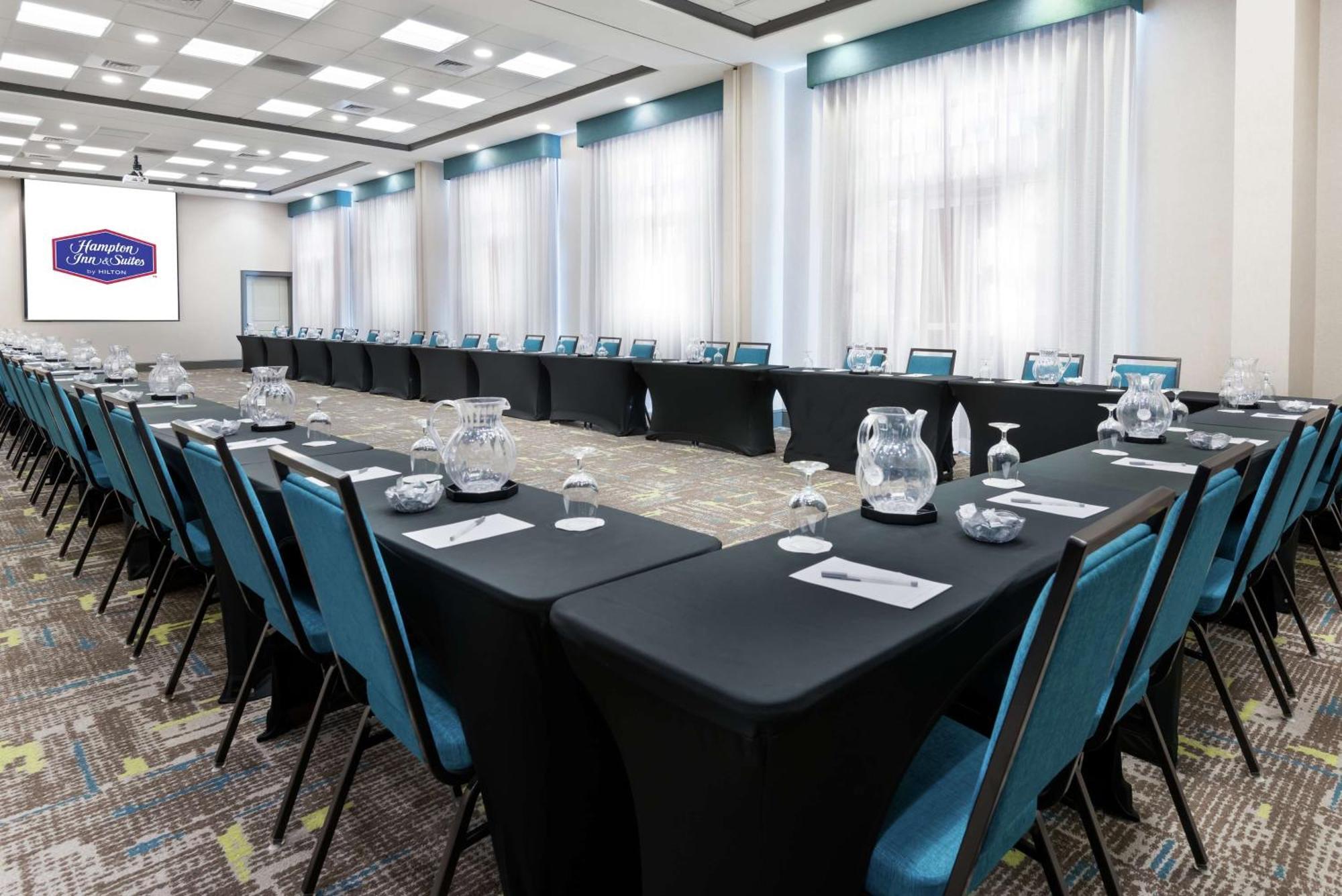 Hampton Inn & Suites Orlando Airport At Gateway Village Extérieur photo
