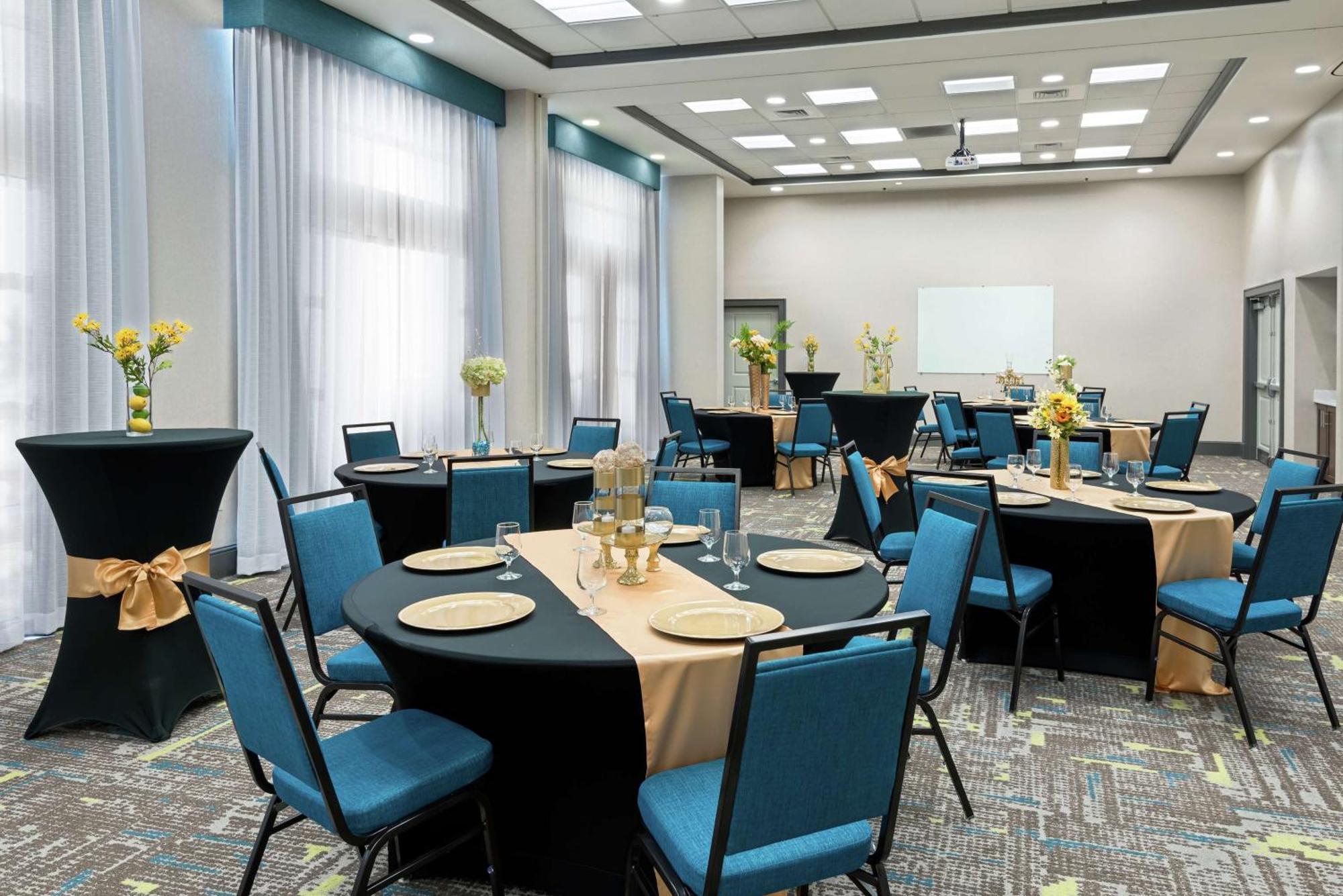 Hampton Inn & Suites Orlando Airport At Gateway Village Extérieur photo